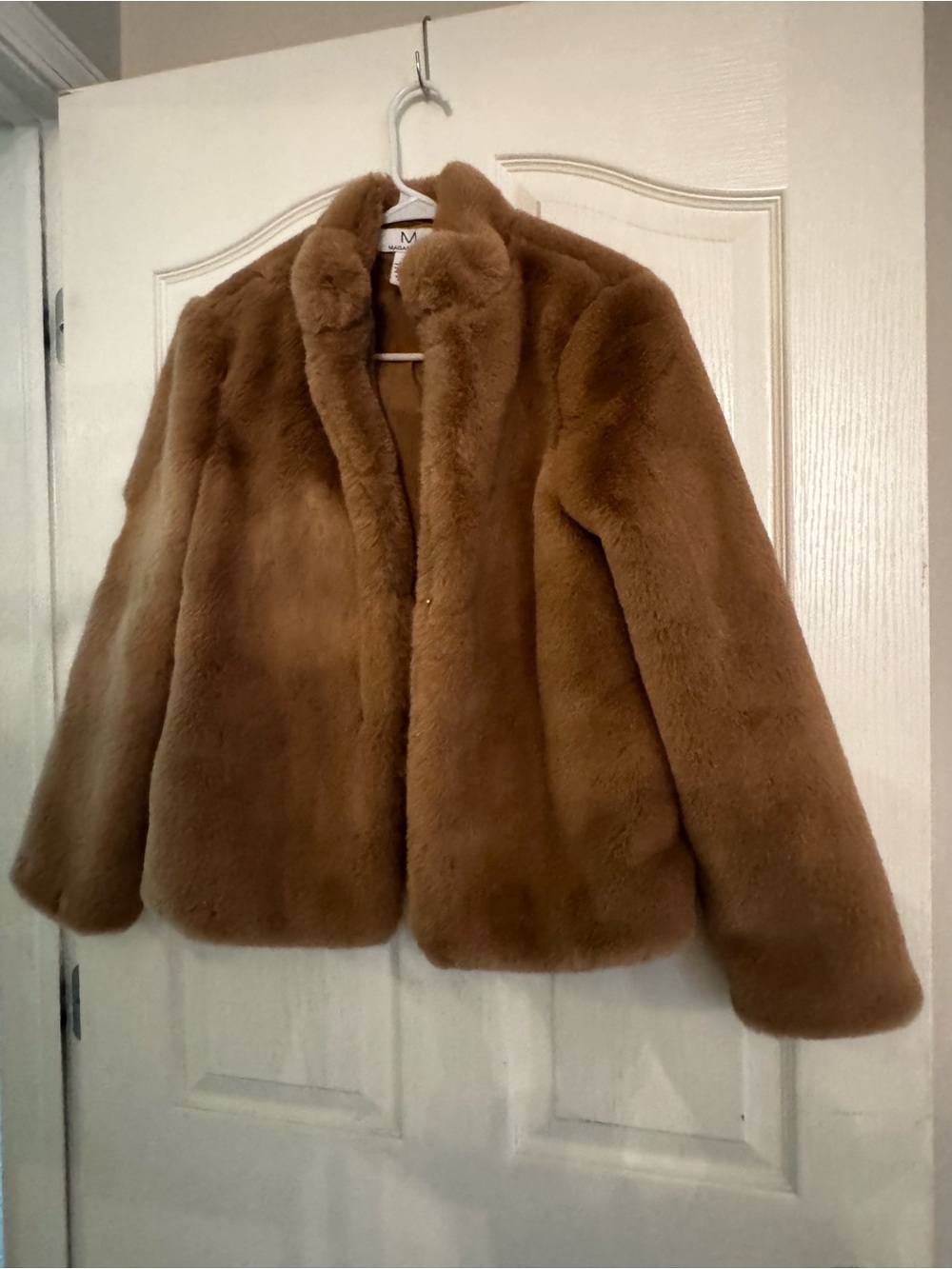 Magaschoni Plush Teddy Jacket in Warm Brown